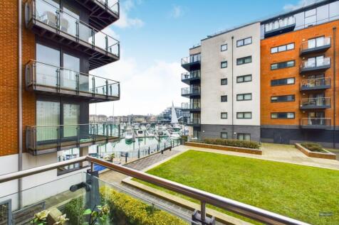 Sirocco, Channel Way, Southampton 2 bed apartment for sale