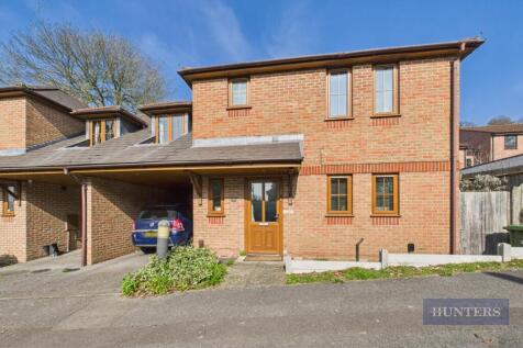 Tamarisk Gardens, Southampton 4 bed house for sale
