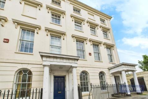 Portland Terrace, Southampton 2 bed flat for sale