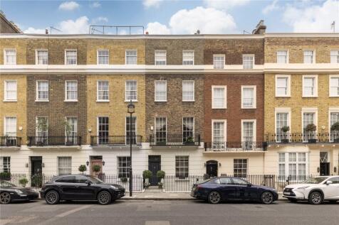 4 bedroom terraced house for sale