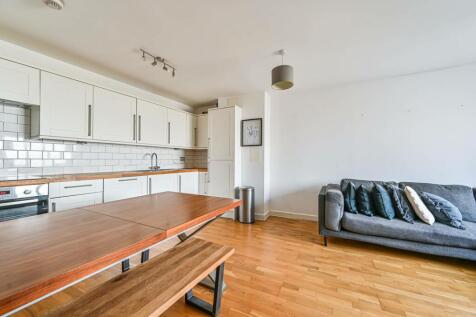 Upper Tulse Hill, Brixton Hill... 2 bed flat for sale