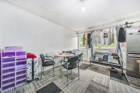 Angell Road, Brixton, London, SW9 3 bed flat for sale