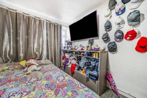 Angell Road, Brixton, London, SW9 3 bed flat for sale