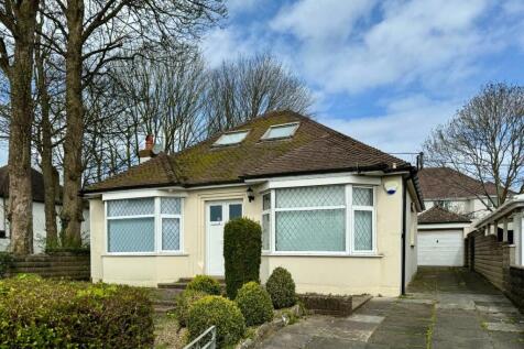 South Road, Sully 4 bed detached bungalow for sale