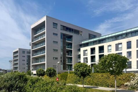 Breakwater House, Cardiff 2 bed apartment for sale