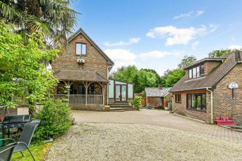 Steep Marsh, Petersfield, Hampshire 4 bed semi