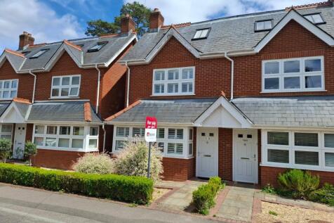 Forest Road, Liss, Hampshire 4 bed semi