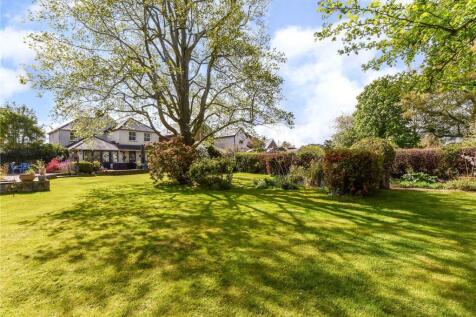 Andlers Ash Road, Liss, Hampshire 4 bed detached house for sale