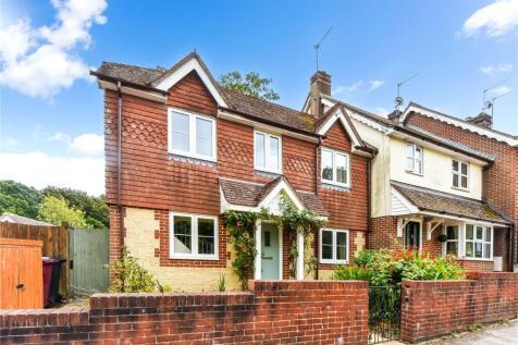 London Road, Rake, Liss, West Sussex 3 bed end of terrace house for sale