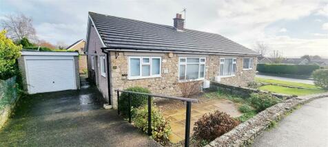 2 bedroom semi-detached bungalow for sale