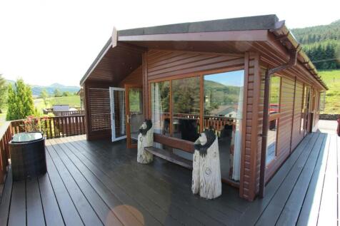 3 bedroom chalet for sale