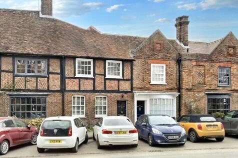 Wycombe End, Beaconsfield, HP9 2 bed terraced house for sale