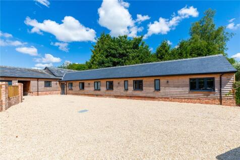 5 bedroom link detached house for sale
