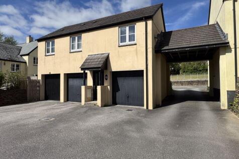 Kew Lastanen, Truro 2 bed apartment for sale