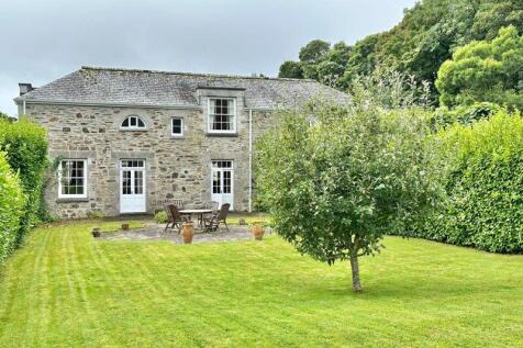 2 bedroom character property for sale