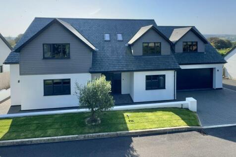Greenwith Hill, Perranwell Station 4 bed detached house for sale