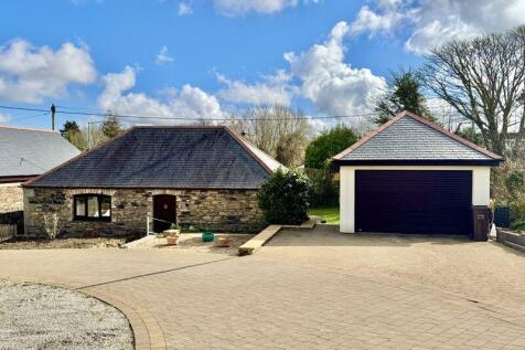 Penelewey, Feock, Truro 3 bed detached house for sale