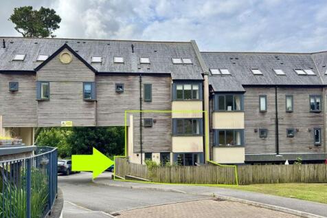 Boscawen Woods, Truro 2 bed apartment for sale