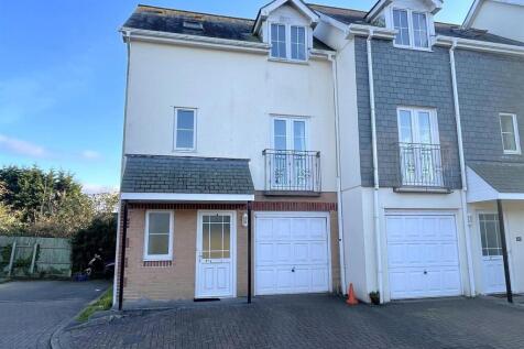 The Square, Grampound Road 3 bed end of terrace house for sale