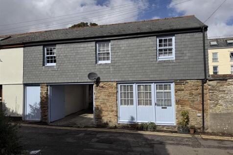 Barrack Lane, Truro 2 bed coach house for sale