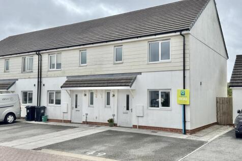 Carvinack Meadows, Truro 3 bed end of terrace house for sale