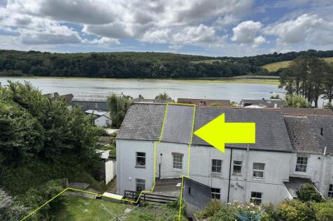 2 bedroom cottage for sale