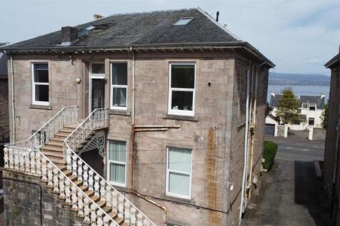 3 bedroom flat for sale