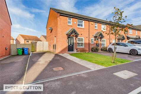 Satin Drive, Middleton, Manchester, M24 3 bed end of terrace house for sale