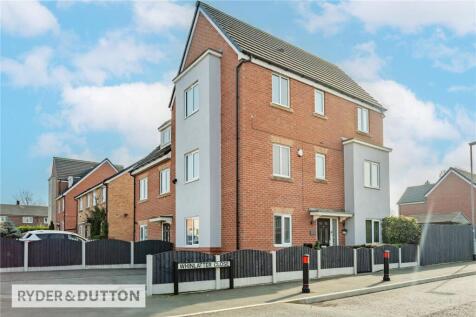 Whinlatter Close, Middleton... 5 bed semi