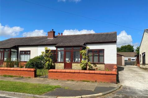 Hillcrest Avenue, Heywood, Greater... 2 bed bungalow for sale