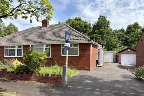North Gate, Garden Suburb, Oldham, OL8 2 bed bungalow for sale