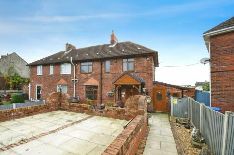 4 bedroom semi-detached house for sale