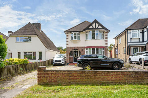 Ridge Lane, Watford, Hertfordshire 5 bed detached house for sale