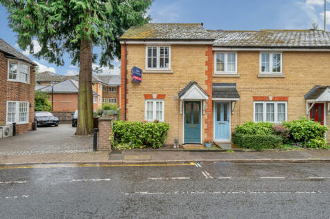 2 bedroom end of terrace house for sale