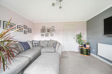 Curtis Close, Mill End, Rickmansworth 2 bed apartment for sale