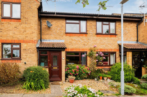 Ladywalk, Maple Cross, Rickmansworth 2 bed terraced house for sale