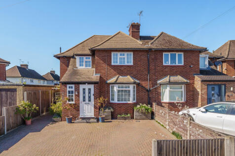 Tudor Way, Mill End, Rickmansworth 3 bed semi