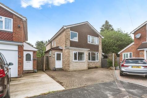 6 bedroom detached house for sale