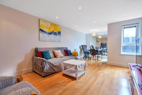 Charter Quay, Kingston, Kingston upon... 1 bed flat for sale