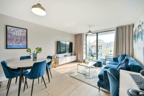 1 bedroom flat for sale