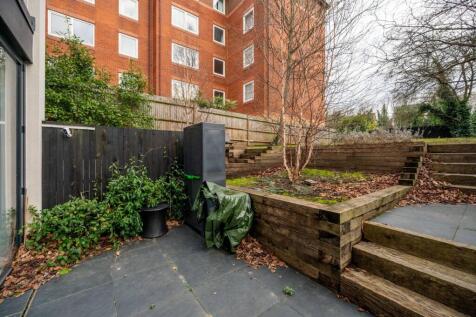 St Marks Hill, Surbiton, KT6 1 bed flat for sale