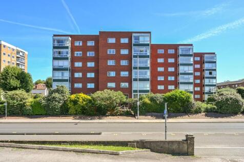 Portsmouth Road, Surbiton, KT6 2 bed flat for sale