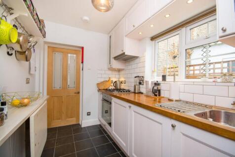 Hawks Road, Kingston, Kingston upon... 1 bed end of terrace house for sale