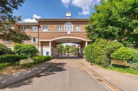 Samuel Gray Gardens, Kingston... 1 bed flat for sale