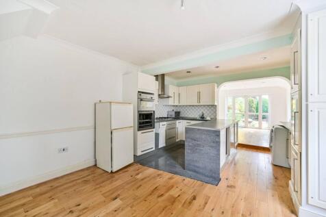 Park Road, North Kingston, Kingston... 3 bed semi
