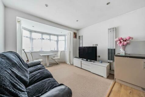 1 bedroom flat for sale