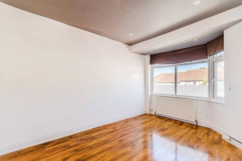 Athelstone Road, Harrow Weald... 1 bed flat for sale