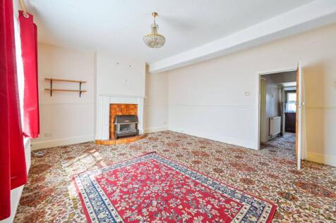 Upland Road, East Dulwich, London, SE22 2 bed flat for sale