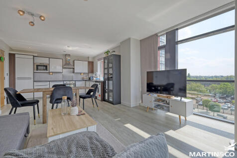 Wells Crescent, Chelmsford 2 bed apartment for sale
