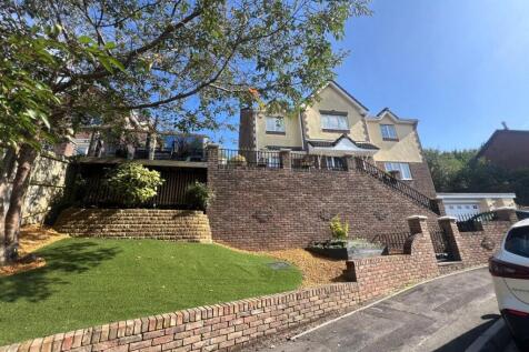 Tyntyla Park, Tonypandy, Rhondda... 5 bed detached house for sale